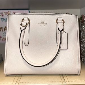 Coach Crosby Carryall in Crossgrain Leather in Chalk